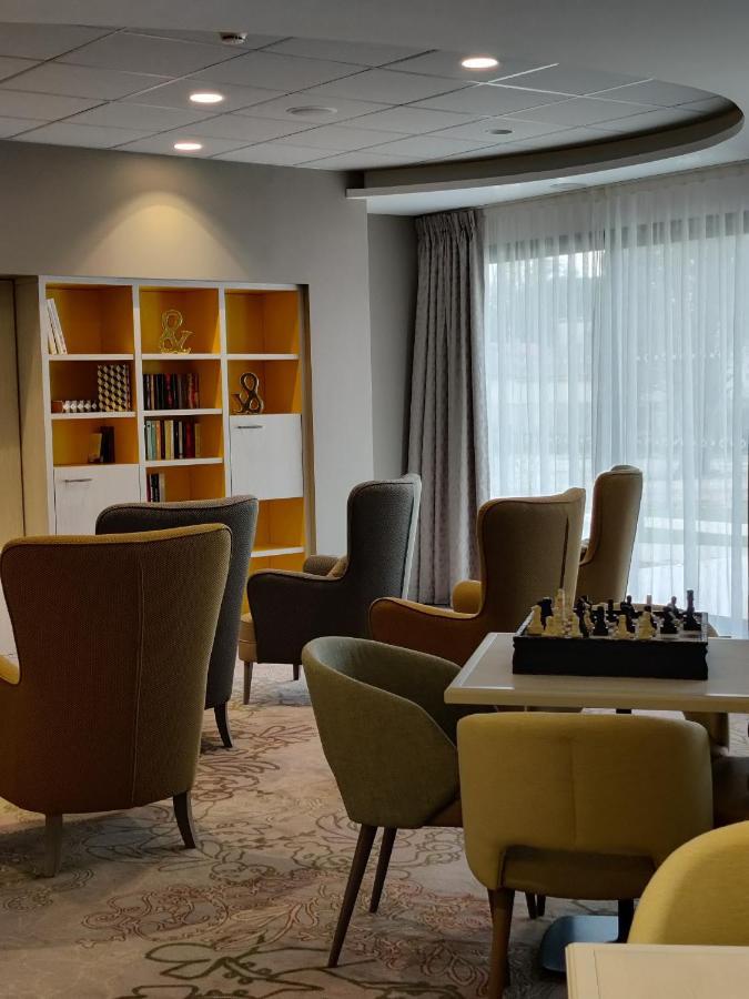 Residence Service Senior Domitys Les Alexis Монтелимар Экстерьер фото