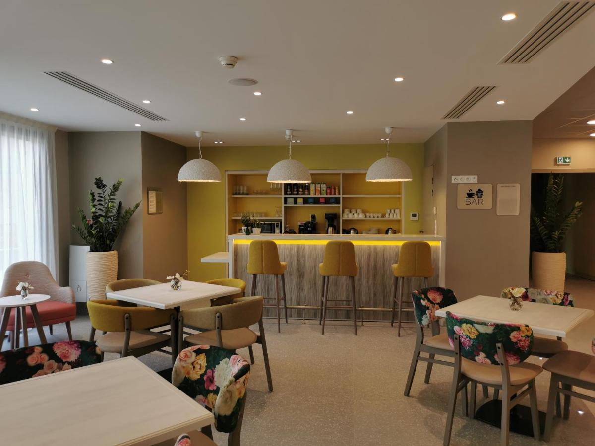 Residence Service Senior Domitys Les Alexis Монтелимар Экстерьер фото